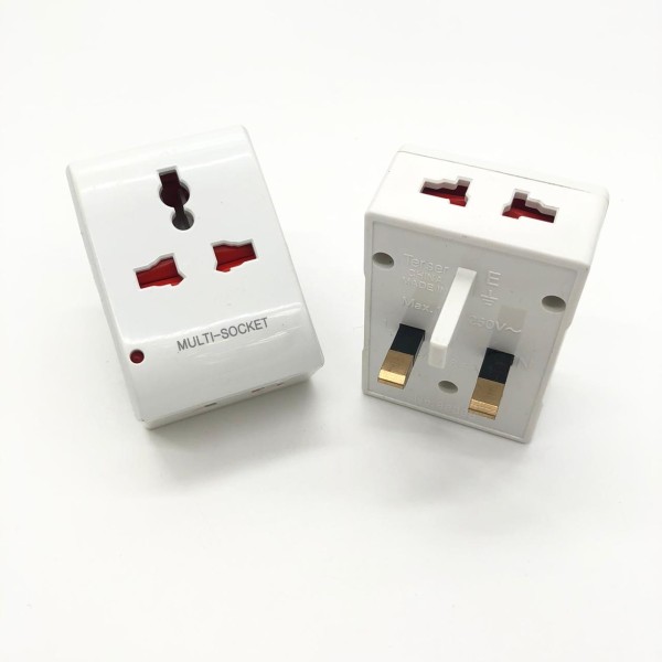 UNIVERSAL TO TYPE G MULTI-SOCKET PLUG